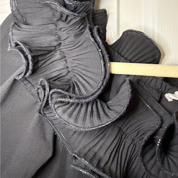 ODDY Black Ruffle Blouse - Picture 3 of 5